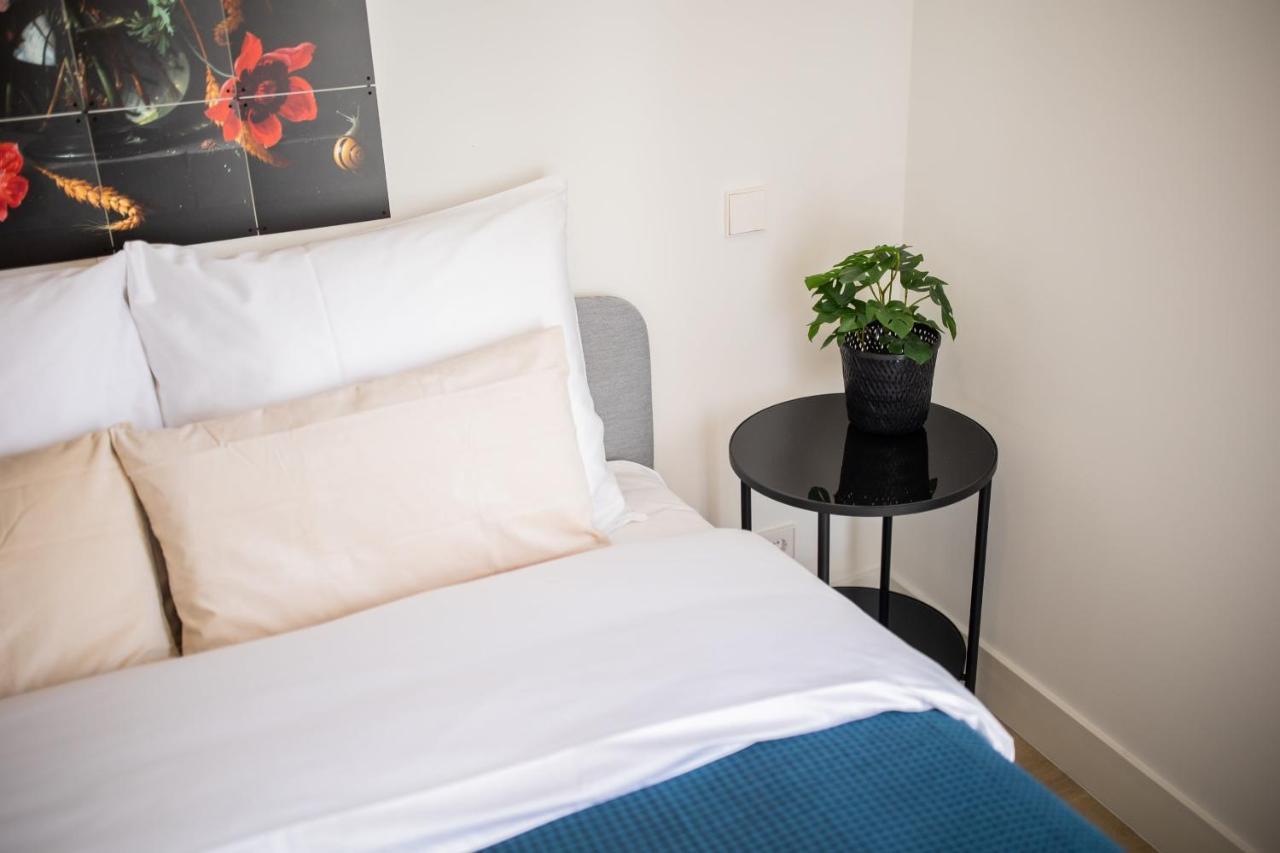 Happily 2 Bedroom Serviced Apartment 75M2 -Nb306H- روتردام المظهر الخارجي الصورة